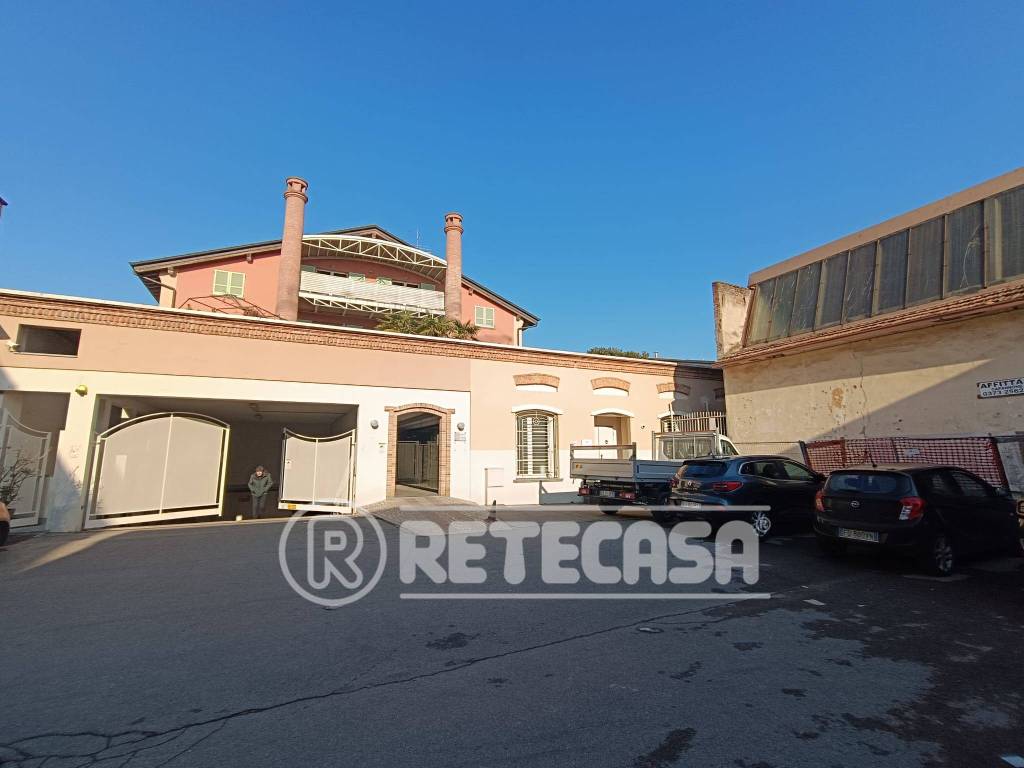 ufficio in vendita a Crema