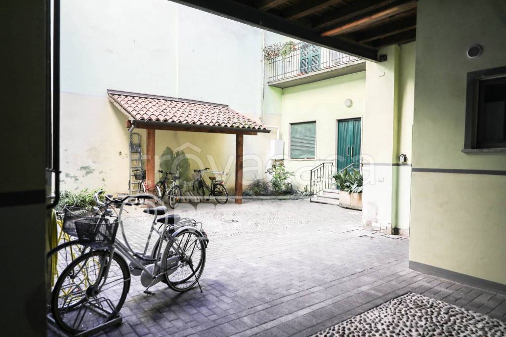 casa indipendente in vendita a Crema