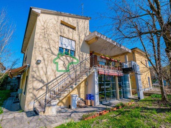 casa indipendente in vendita a Crema in zona San Bernardino