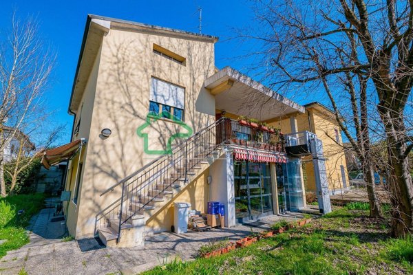 casa indipendente in vendita a Crema
