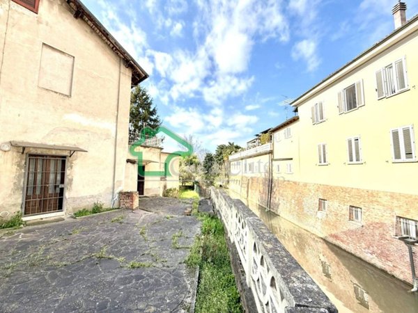 casa indipendente in vendita a Crema