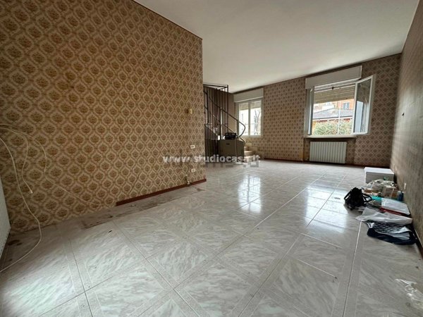 casa indipendente in vendita a Crema