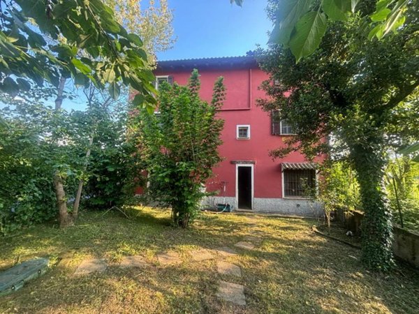 casa indipendente in vendita a Crema