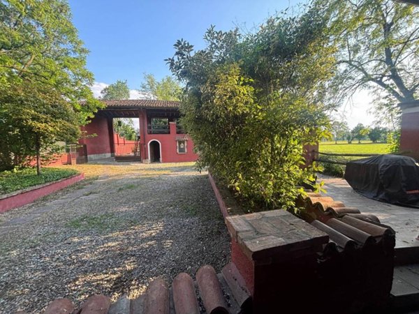 casa indipendente in vendita a Crema