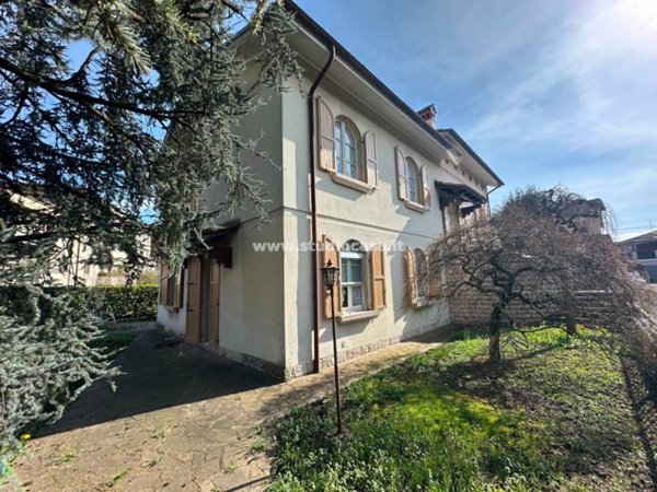casa indipendente in vendita a Crema