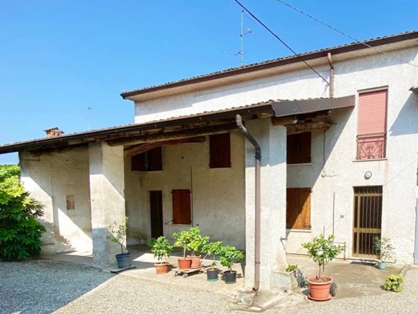 casa indipendente in vendita a Crema
