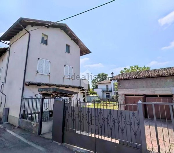 pentavano in vendita a Crema