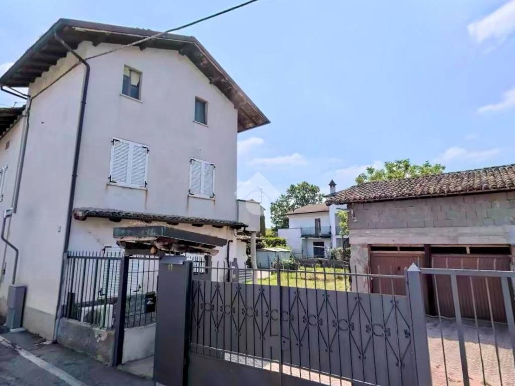 casa indipendente in vendita a Crema