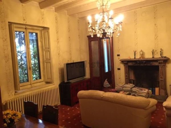 casa indipendente in vendita a Crema
