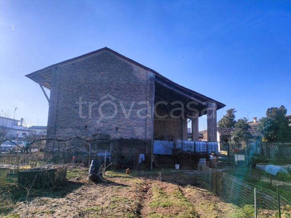 casa indipendente in vendita a Crema