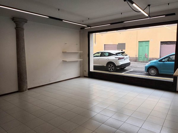 negozio in vendita a Crema