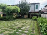 casa indipendente in vendita a Crema