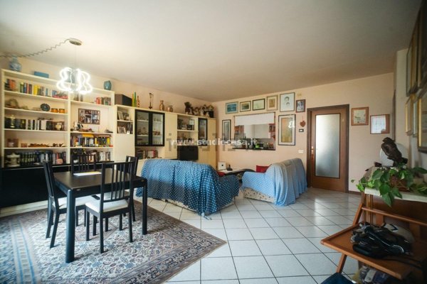 casa indipendente in vendita a Crema