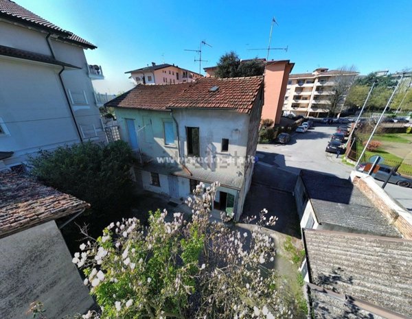 casa indipendente in vendita a Crema