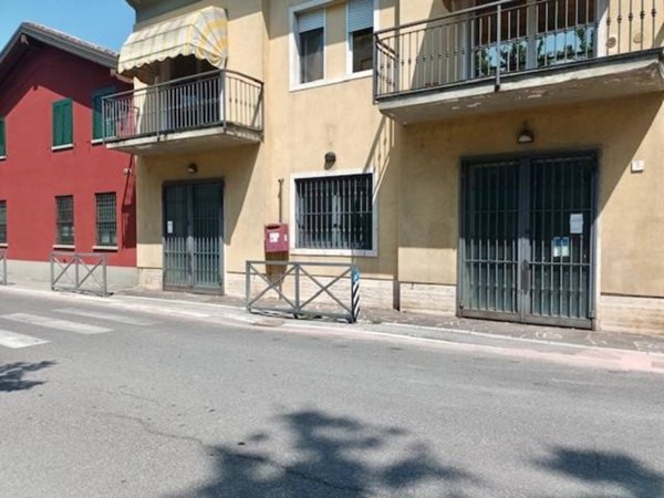 casa semindipendente in vendita a Crema