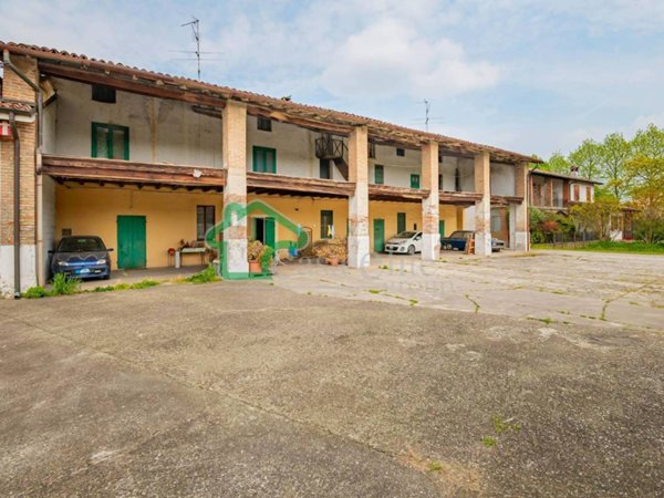 casa indipendente in vendita a Crema in zona San Bernardino