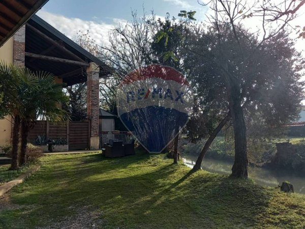 negozio in vendita a Crema