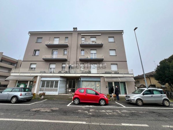 appartamento in vendita a Crema in zona San Bernardino