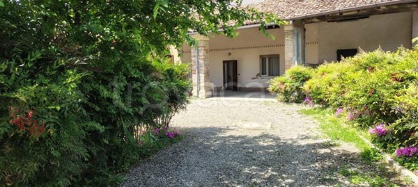 casa indipendente in vendita a Crema
