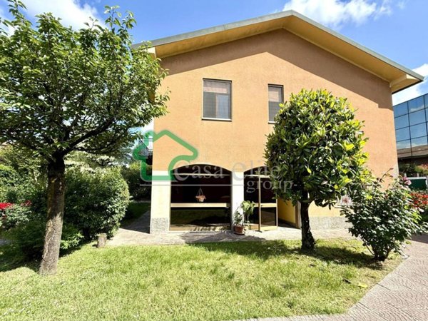 casa indipendente in vendita a Crema