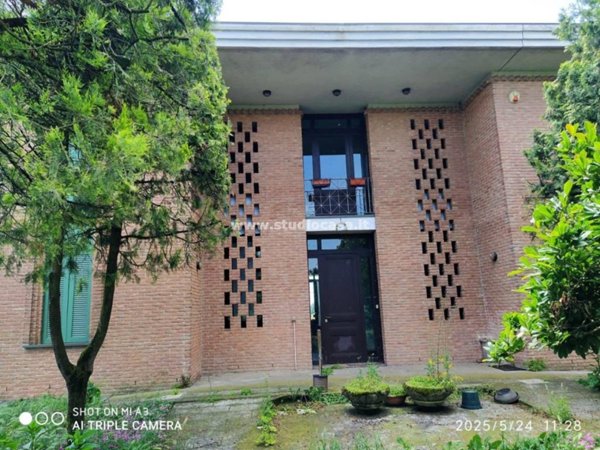 casa indipendente in vendita a Crema