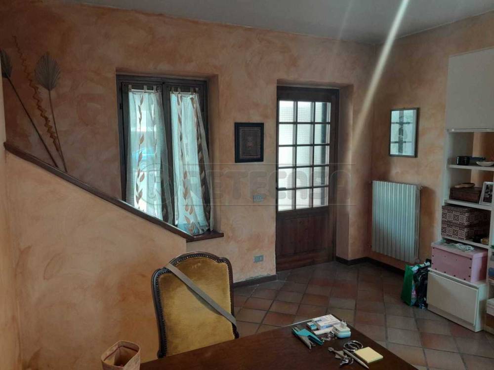 casa indipendente in vendita a Crema