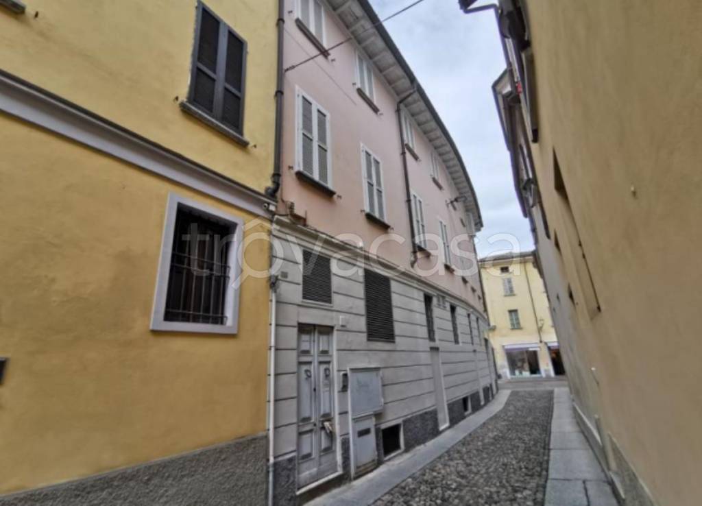 negozio in vendita a Crema