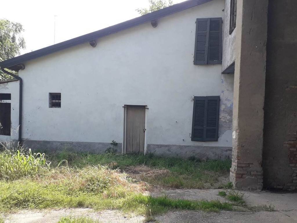 casa indipendente in vendita a Crema in zona San Bernardino