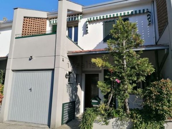 casa indipendente in vendita a Crema
