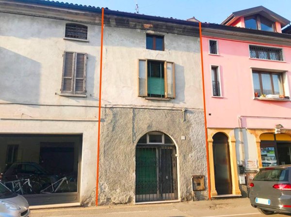 casa indipendente in vendita a Crema