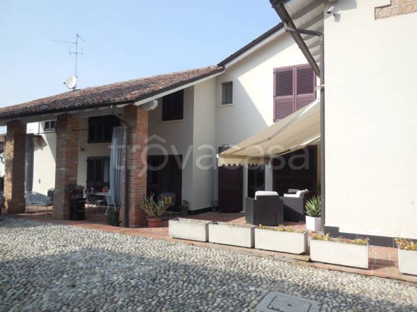 casa indipendente in vendita a Crema