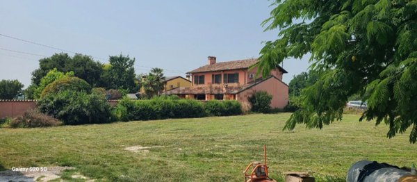 casa indipendente in vendita a Crema