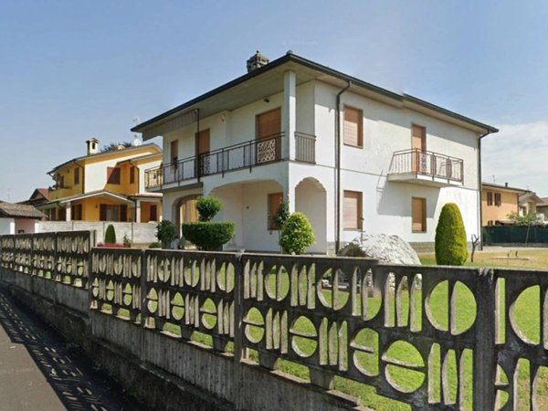 casa indipendente in vendita a Crema
