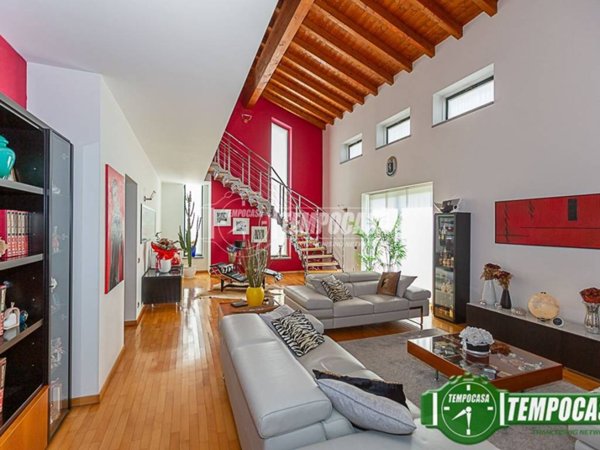 casa indipendente in vendita a Crema