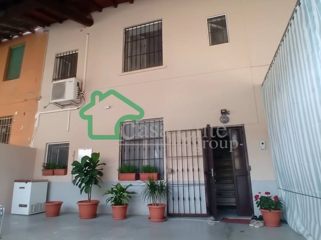 casa indipendente in vendita a Crema in zona San Bernardino