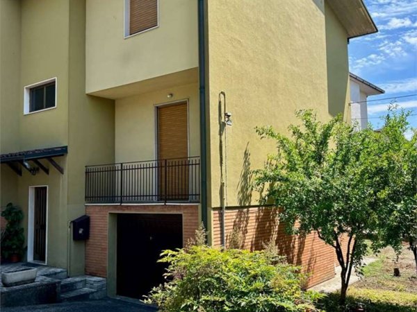 casa indipendente in vendita a Crema in zona San Bernardino