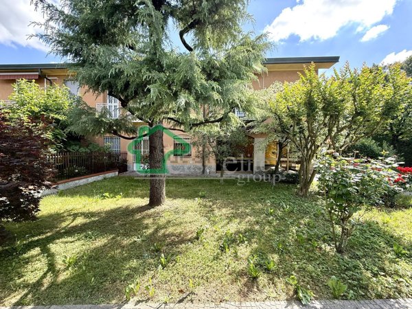 casa indipendente in vendita a Crema