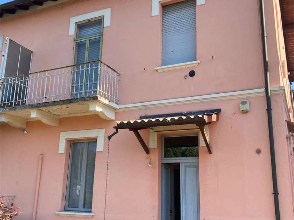 casa indipendente in vendita a Crema in zona San Bernardino