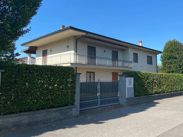 casa indipendente in vendita a Crema in zona San Bernardino