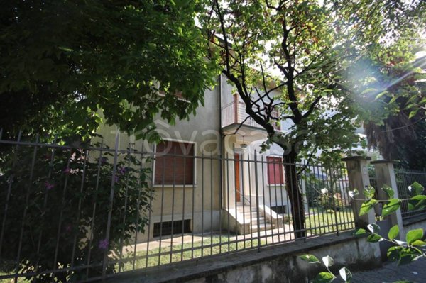 casa indipendente in vendita a Crema