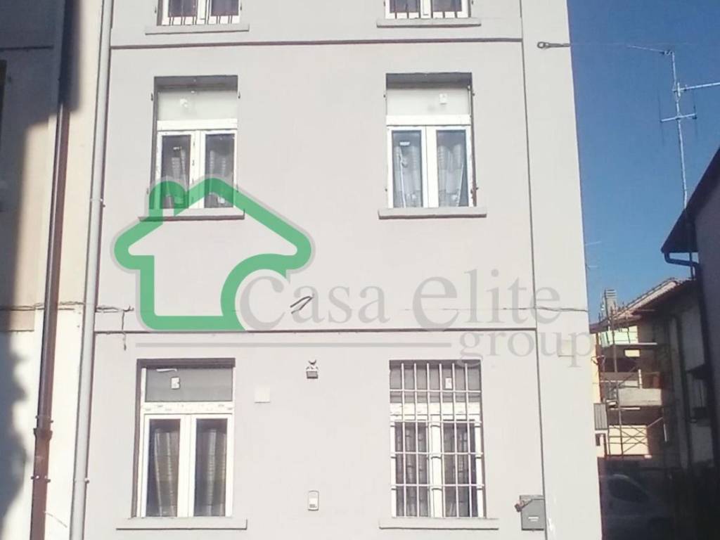 casa indipendente in vendita a Crema in zona San Bernardino