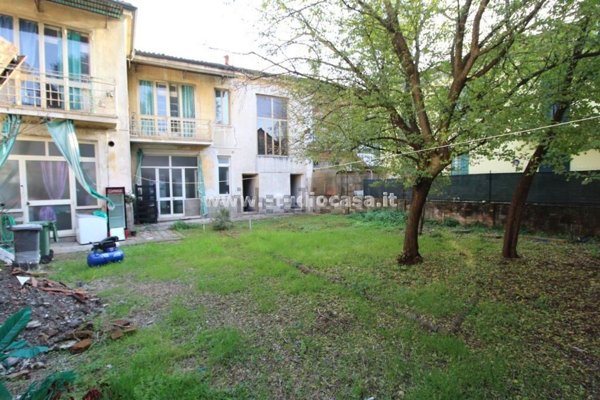 casa indipendente in vendita a Crema