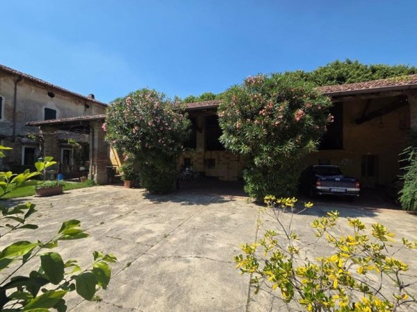 casale in vendita a Crema