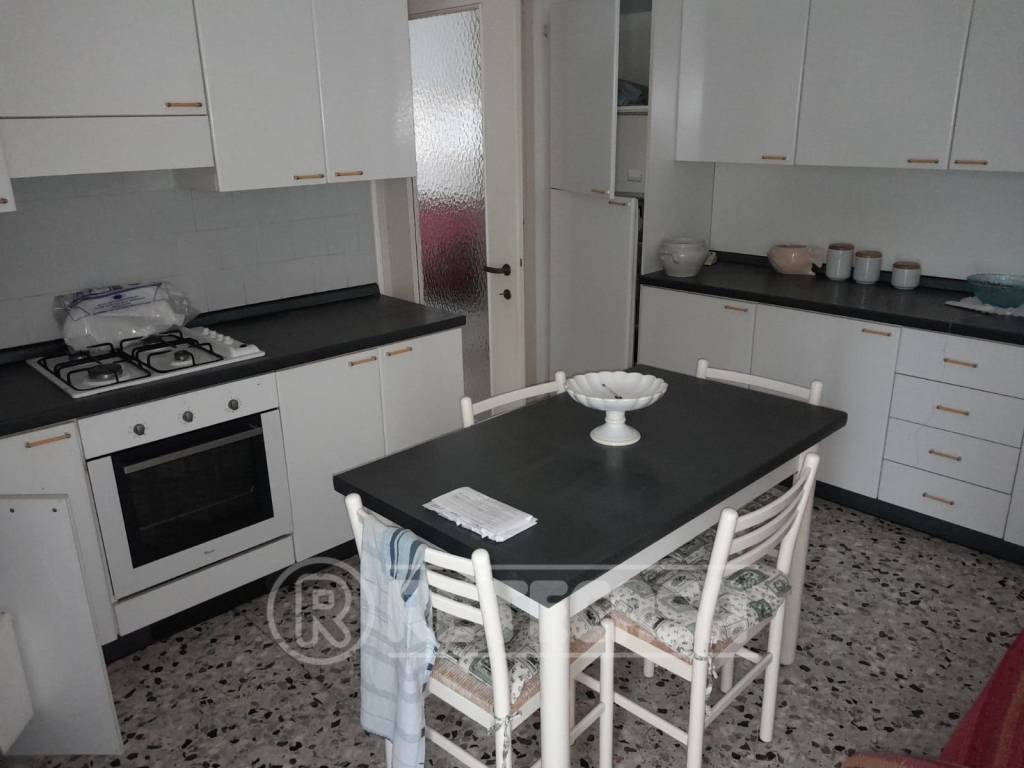 appartamento in vendita a Crema in zona San Bernardino