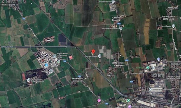 locale commerciale in vendita a Crema