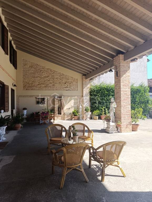 casa indipendente in vendita a Crema