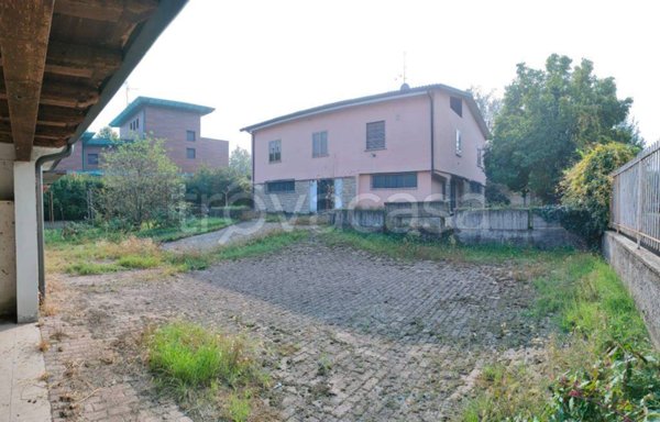 casa indipendente in vendita a Crema in zona San Bernardino