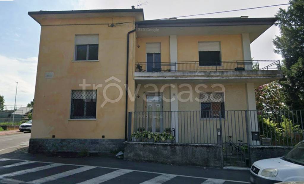 casa indipendente in vendita a Crema