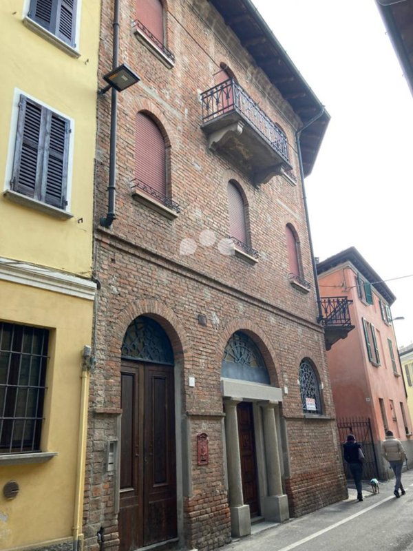 casa indipendente in vendita a Crema