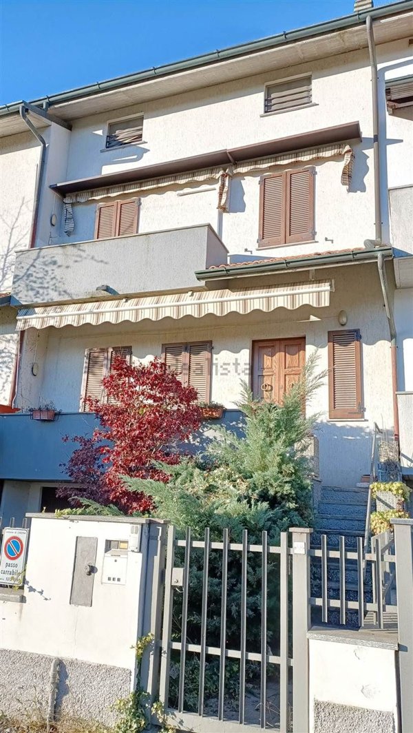 casa indipendente in vendita a Crema in zona San Bernardino